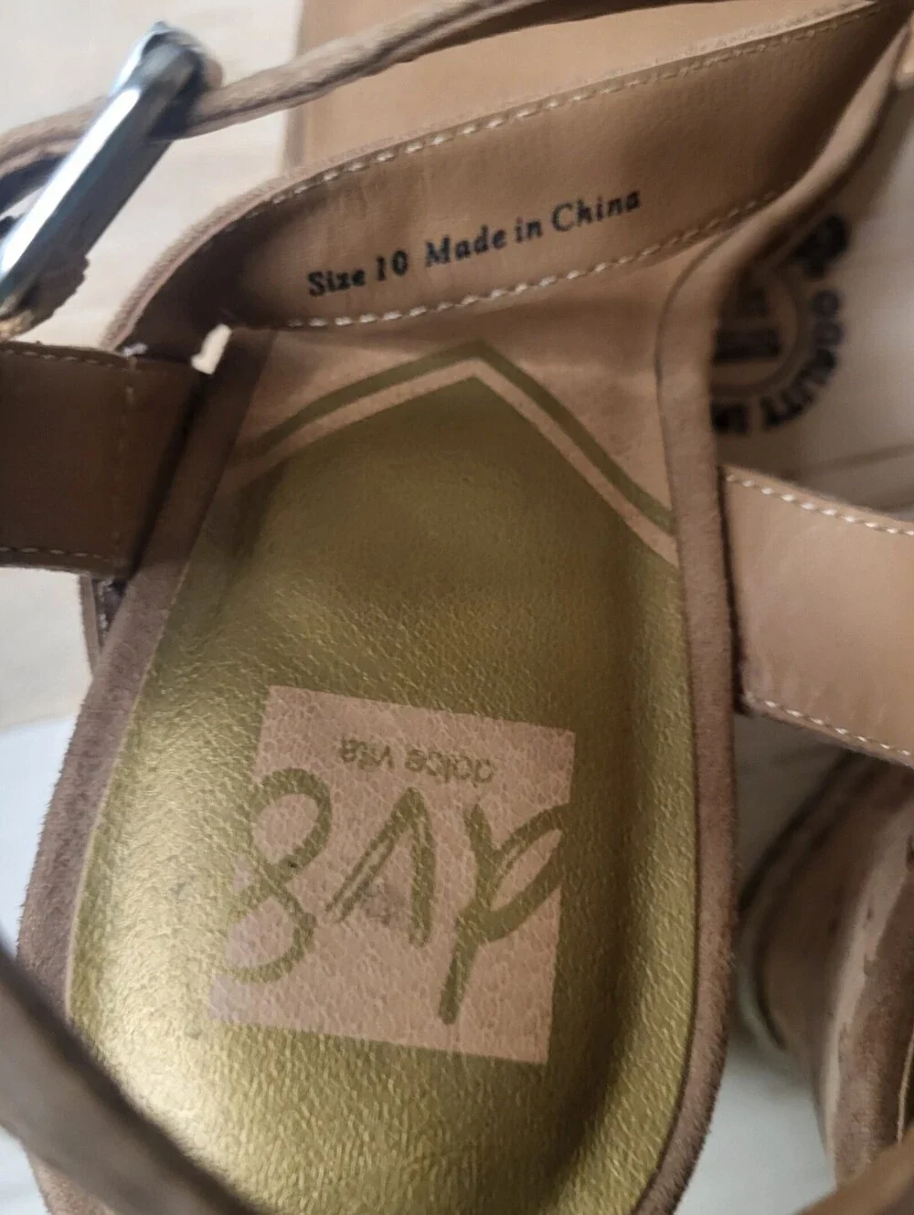 DV8 Dolce Vita Women’s Size 10 Tan Strappy Cork Wedge Sandals